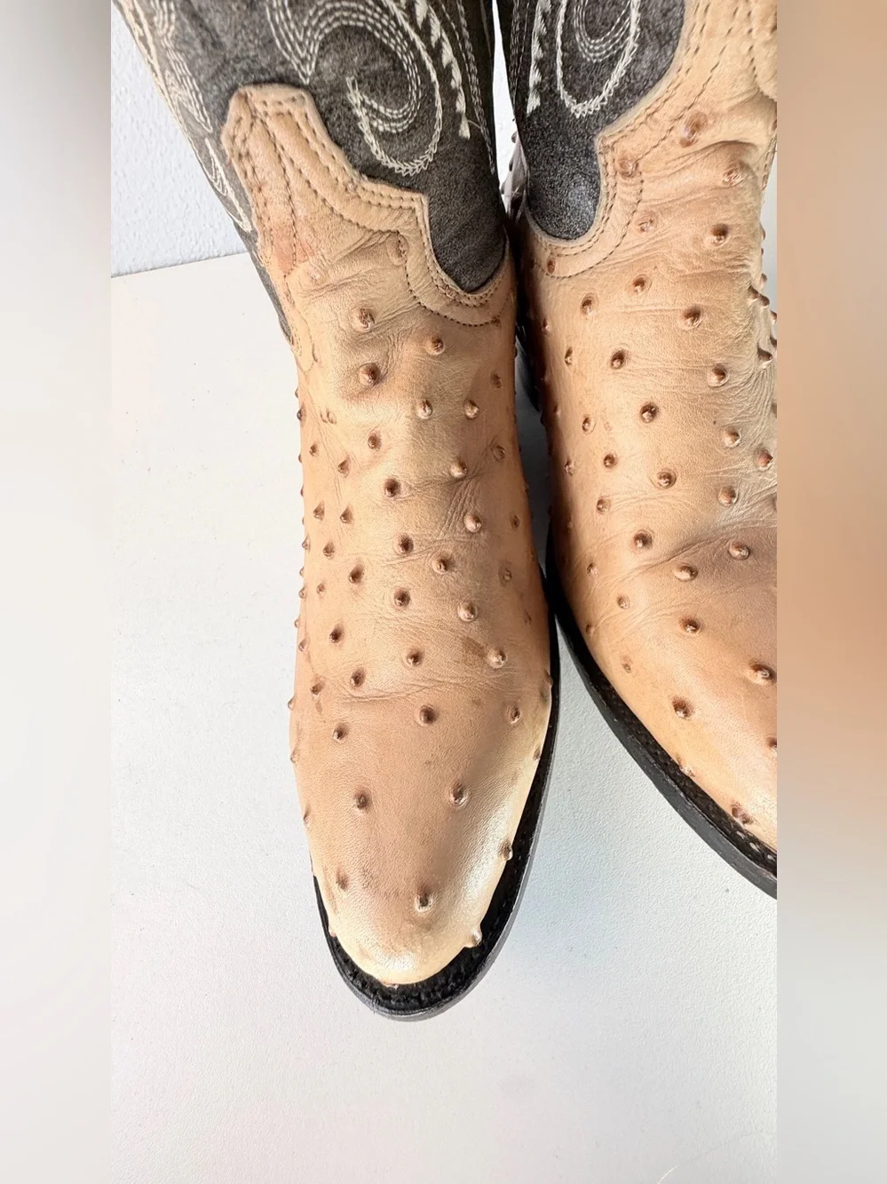 El General Ostrich Print Western Cowboy Boots Size 8 Tan Leather Embroidered